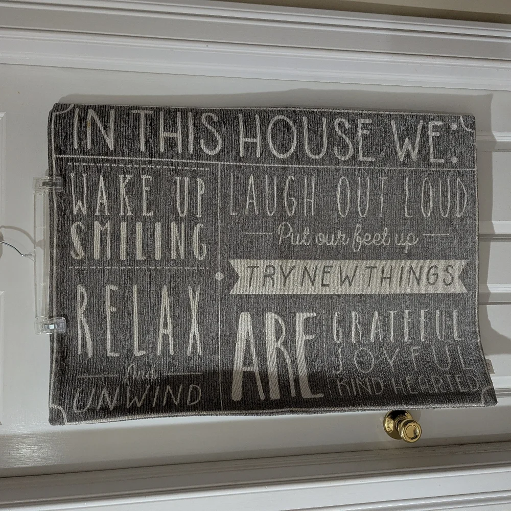 Gray & Off White Inspirational Home Accent Rug. Approx 34